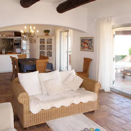 ;villa Lou Amiradou 135s Grimaud